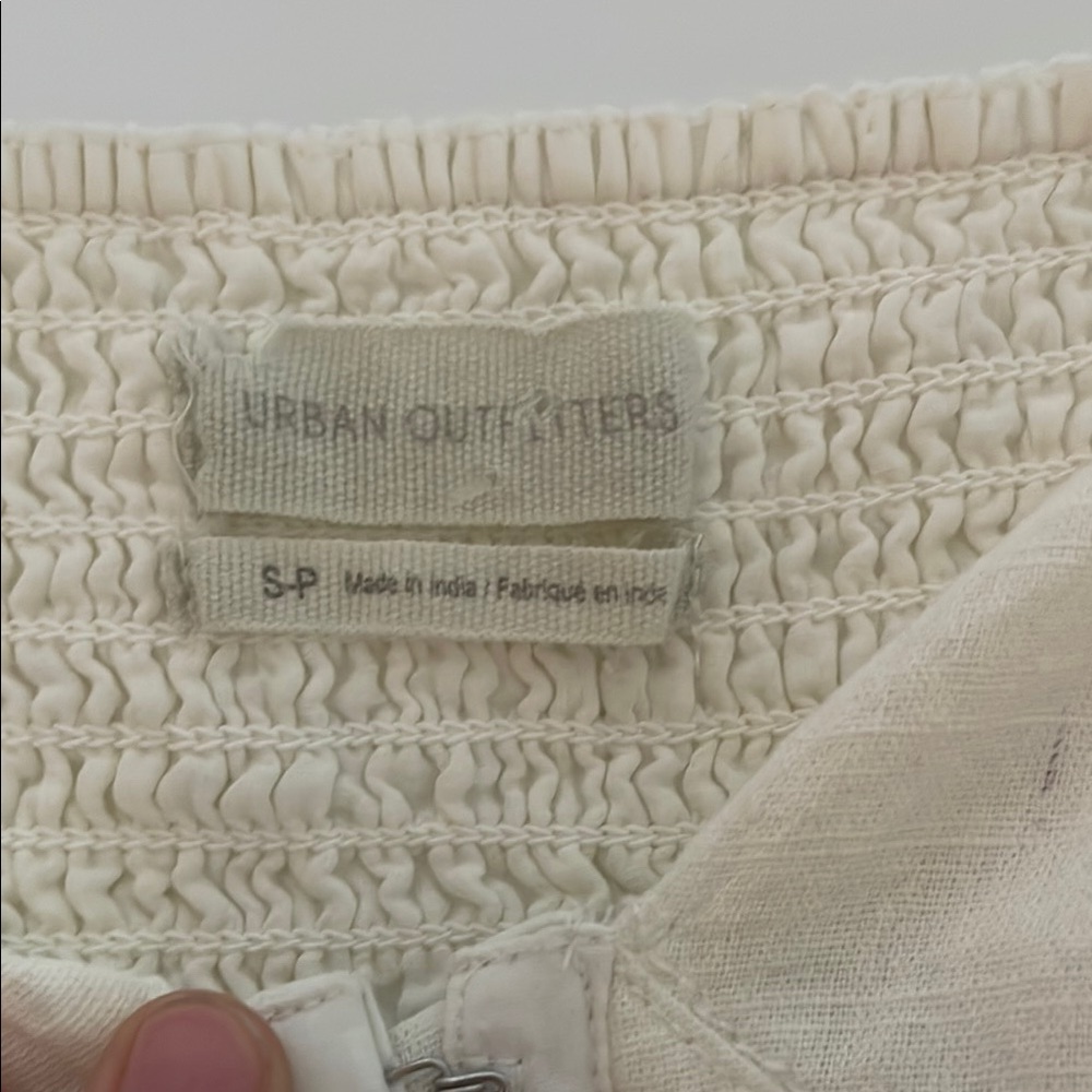 Urban Outfitters Cream Sheath Dress Sweetheart Neckline Puff Sleeves - Picture 2 of 2